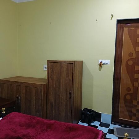 Anjali Homestay - 10 Mins From Airport Siliguri Exterior foto